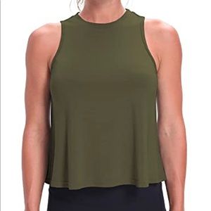 Green cropped workout tank. Brand new.